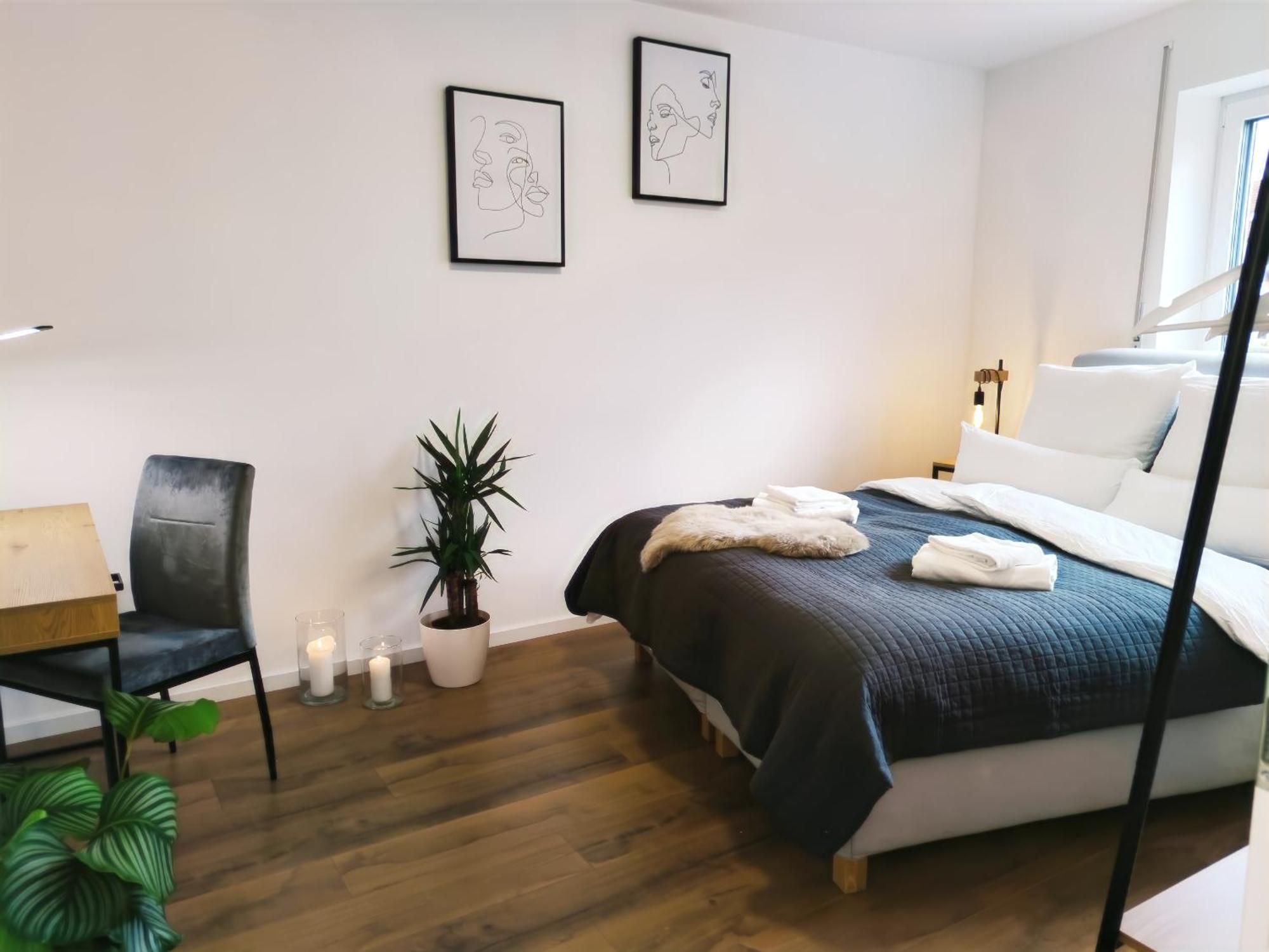 Kaiserin Sisi Fuer Bis Zu 6 - Arbeitsplatz, Badewanne, Parkplatz, Waschmaschine Dinkelsbuehl Luaran gambar