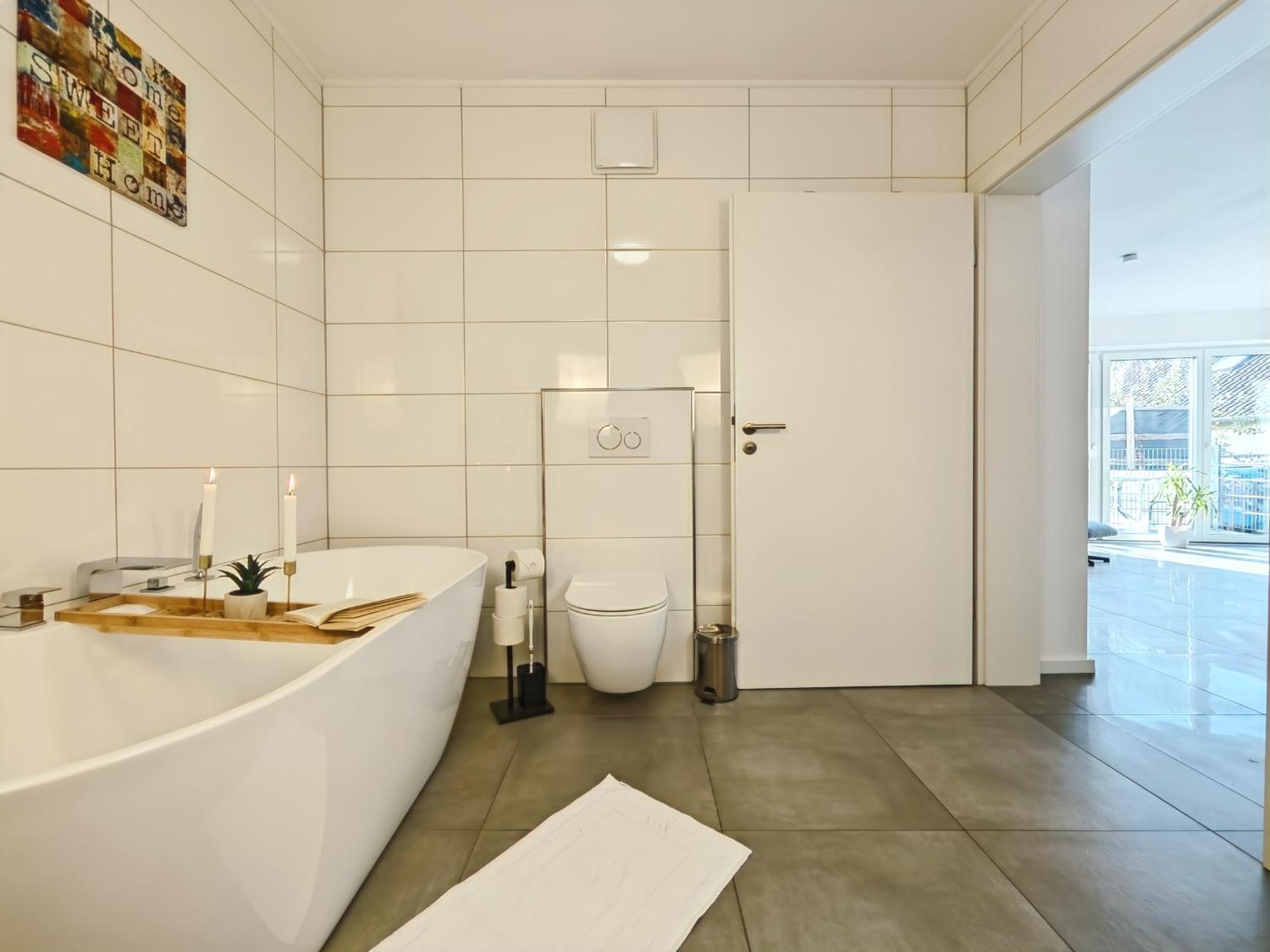 Kaiserin Sisi Fuer Bis Zu 6 - Arbeitsplatz, Badewanne, Parkplatz, Waschmaschine Dinkelsbuehl Luaran gambar