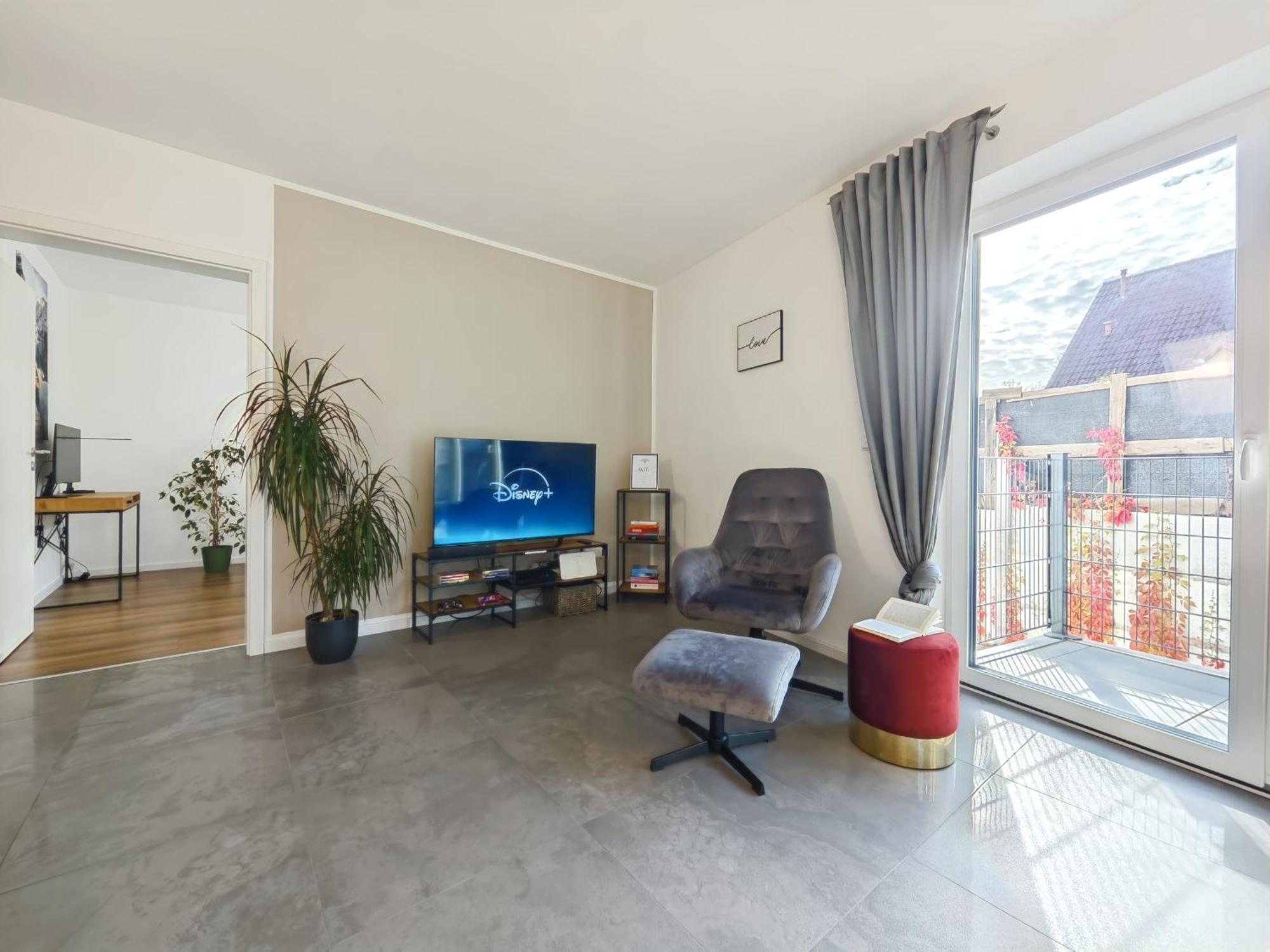Kaiserin Sisi Fuer Bis Zu 6 - Arbeitsplatz, Badewanne, Parkplatz, Waschmaschine Dinkelsbuehl Luaran gambar